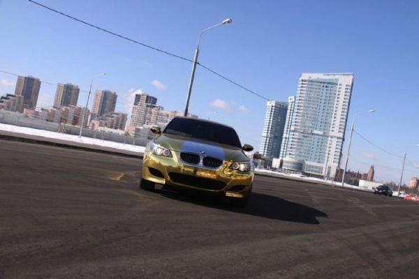 BMW aus Gold