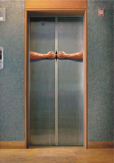 cooler Aufzug