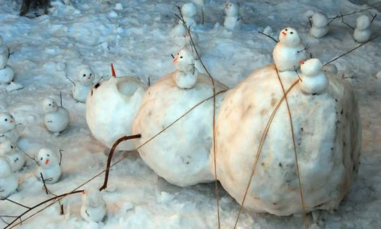 lustige Schneemänner