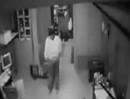 1 Girl 1 Door