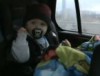 Baby rockt gut im Auto ab