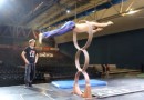 Kai Hous beeindruckende Akrobatik