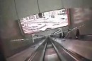 Skiabfahrt in der U-Bahn