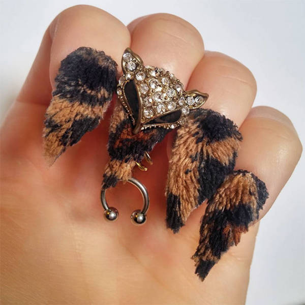 Behaarte Fingernägel? NEIN DANKE!