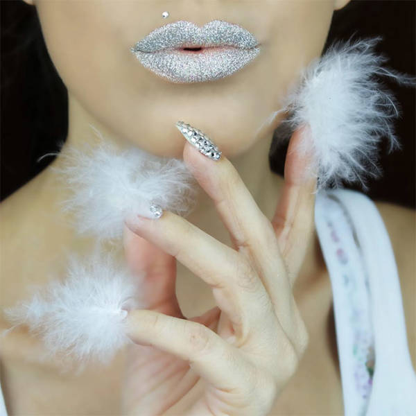 Behaarte Fingernägel? NEIN DANKE!