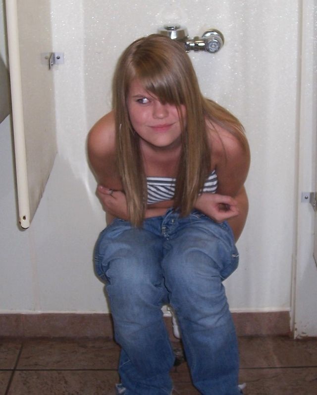 Beim Pinkeln erwischt