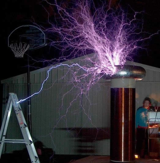 coole Effekte mit Teslaspule