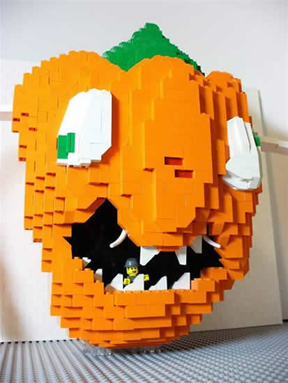 Lego Monster