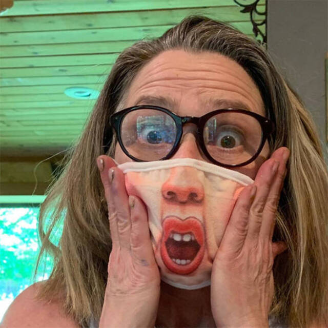 Normale Gesichtsmasken sind langweilig