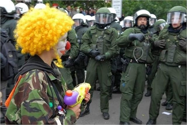 Bildschirmarbeiter - Picdump 06.08.2010