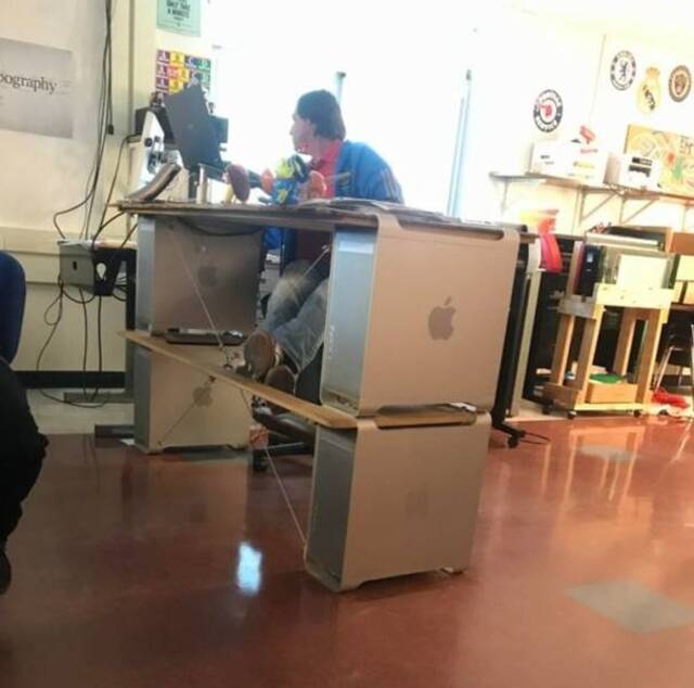 Nachschlag - Bildschirmarbeiter - Picdump KW02 2022