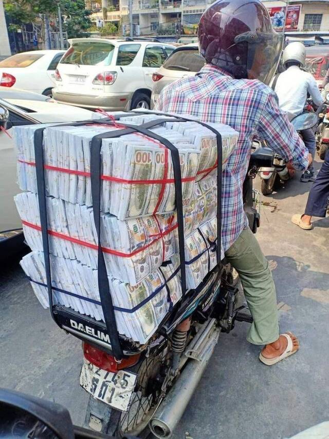 Bildschirmarbeiter - Picdump KW06 2021