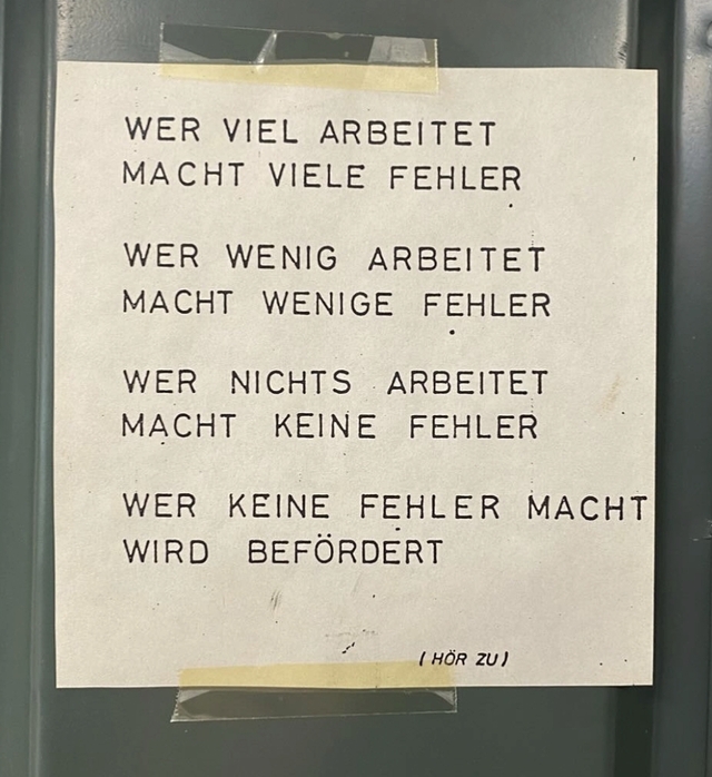 Bildschirmarbeiter - Picdump KW 17/2026