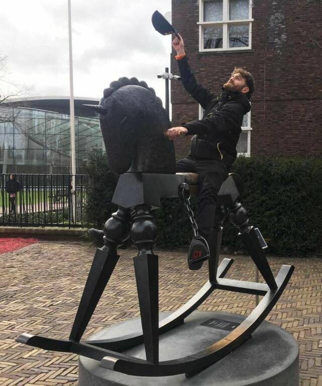 Bildschirmarbeiter - Picdump KW 18/2022