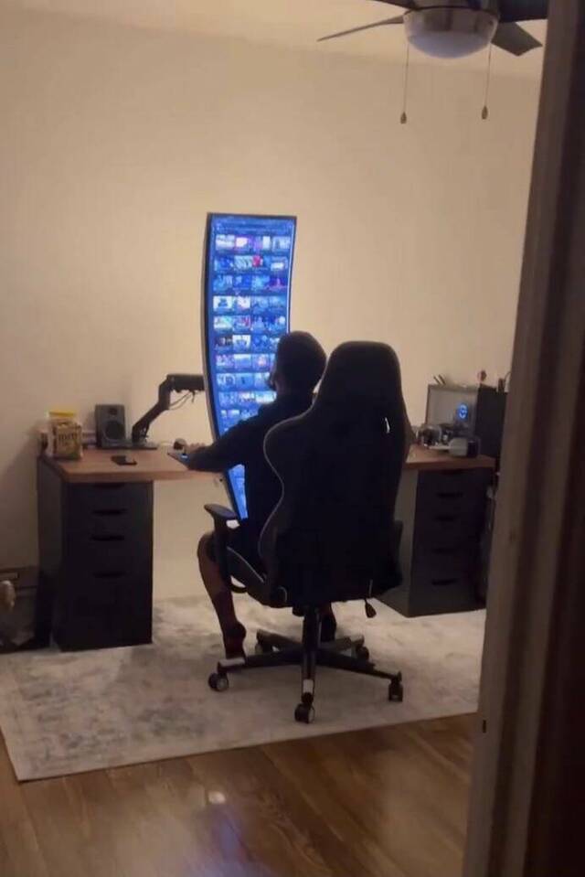 Nachschlag - Bildschirmarbeiter - Picdump KW 33/2022