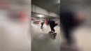 Skaten im Parkhaus